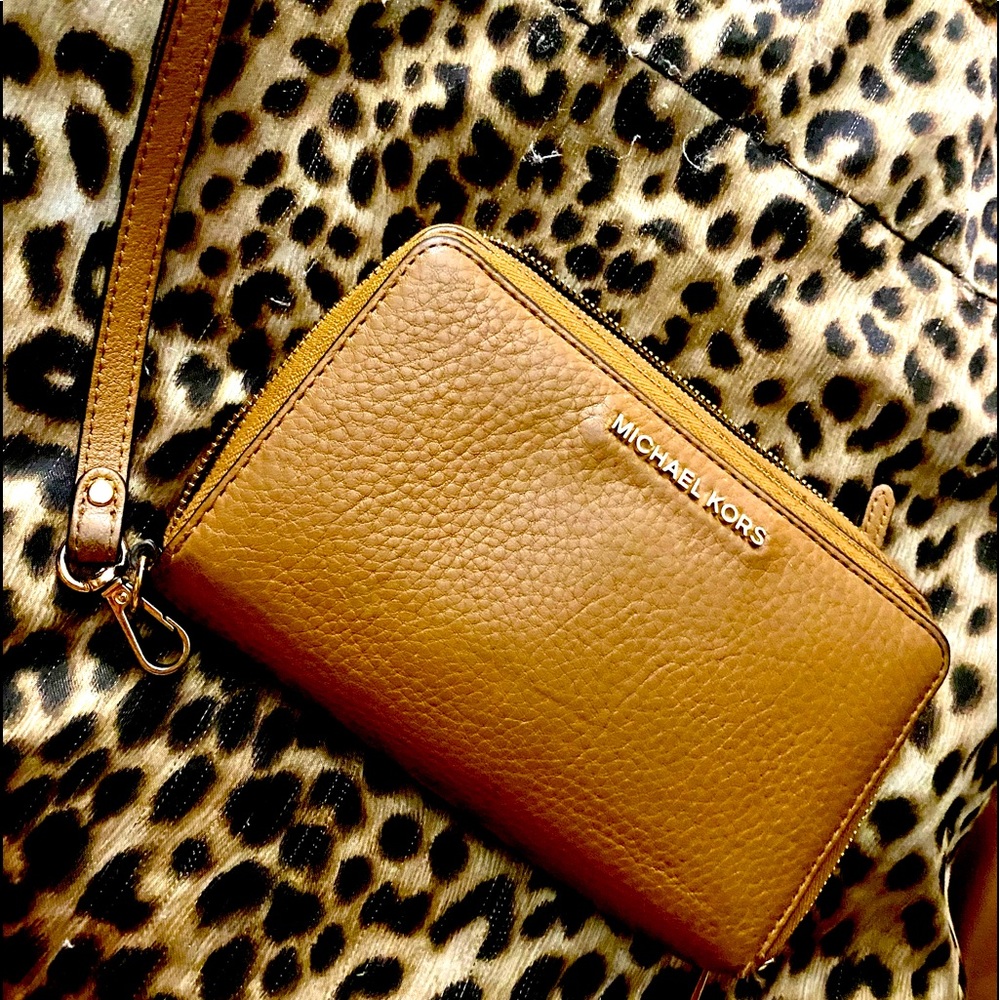 Michael Kors Genuine Leather, Double Zip Wallet/Wristlet